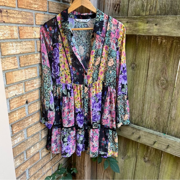 Zara Dresses & Skirts - Zara Multicolor Floral Long Sleeve Dress